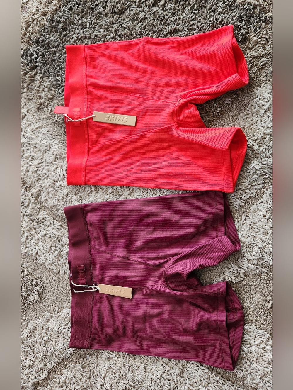 SKIMS Two-Pack Ribbed Boxer Shorts in Bright Red and Deep Burgundy XS New